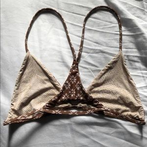 Acacia Shaka Top in Daisy Block